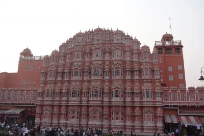 Hawa Mahal monument in Jaipur, India